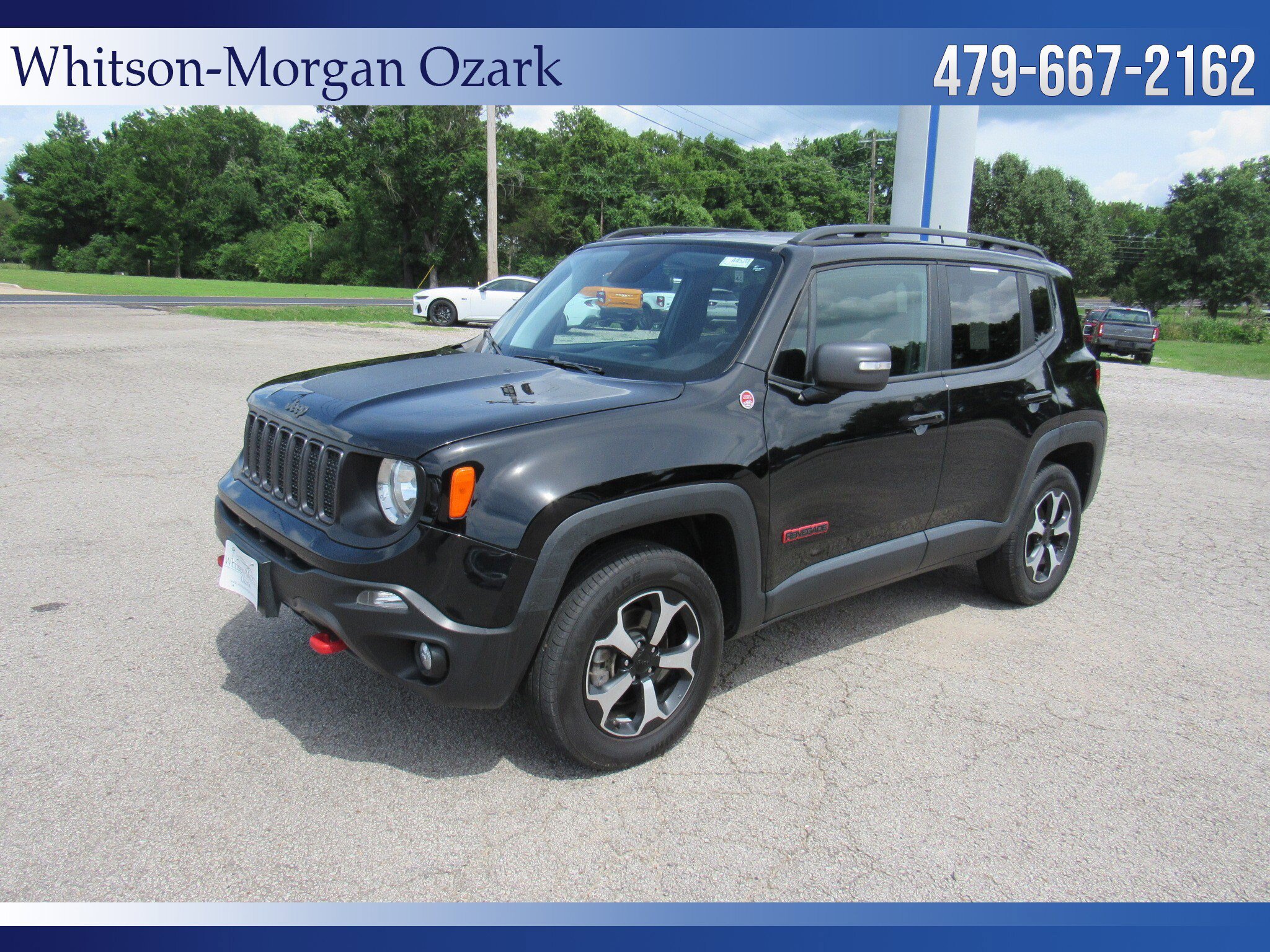 Used 2019 Jeep Renegade Trailhawk w/ UConnect 8.4 Nav Group AWD/4WD image 4