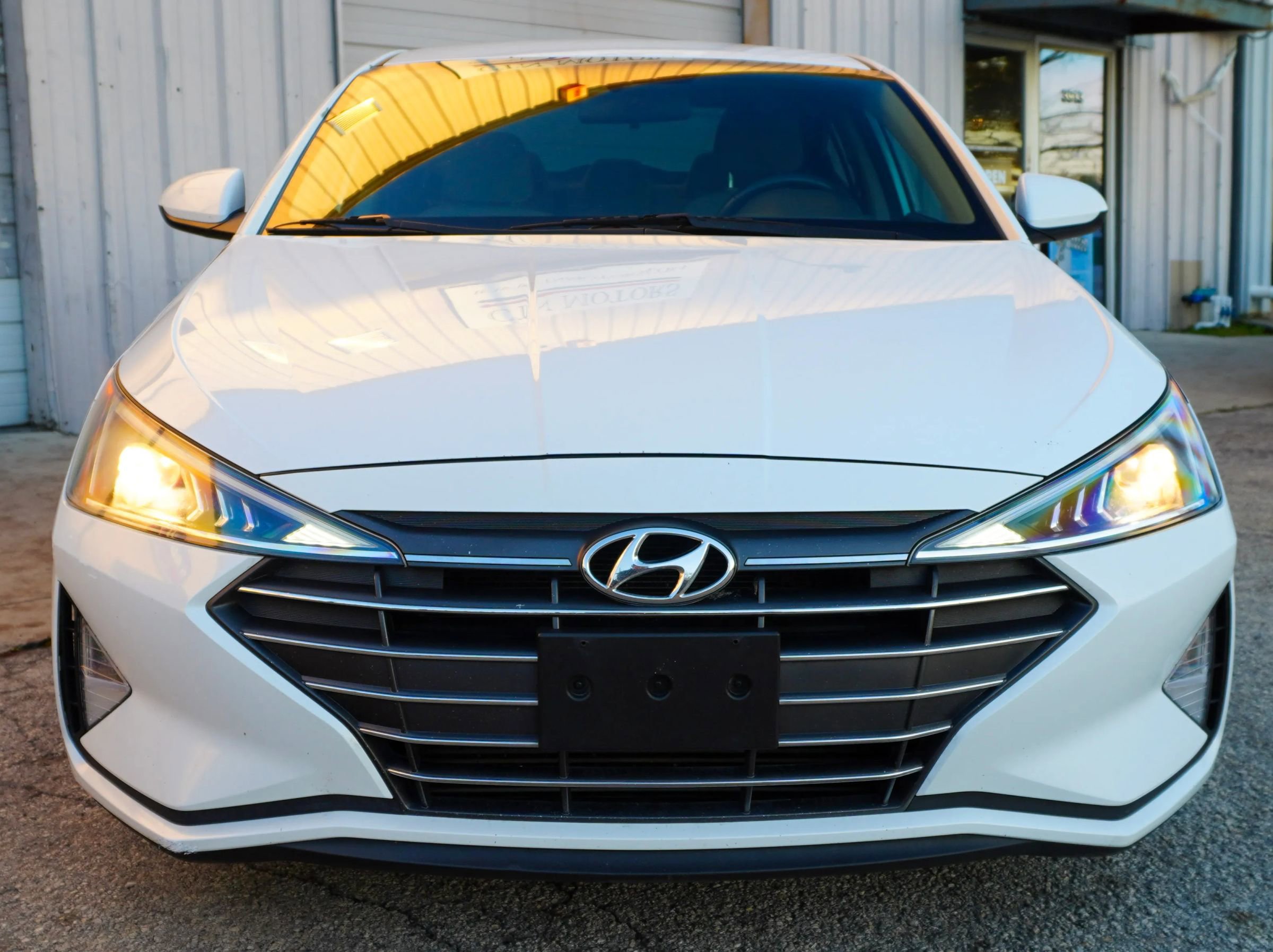 Used 2020 Hyundai Elantra ECO image 10