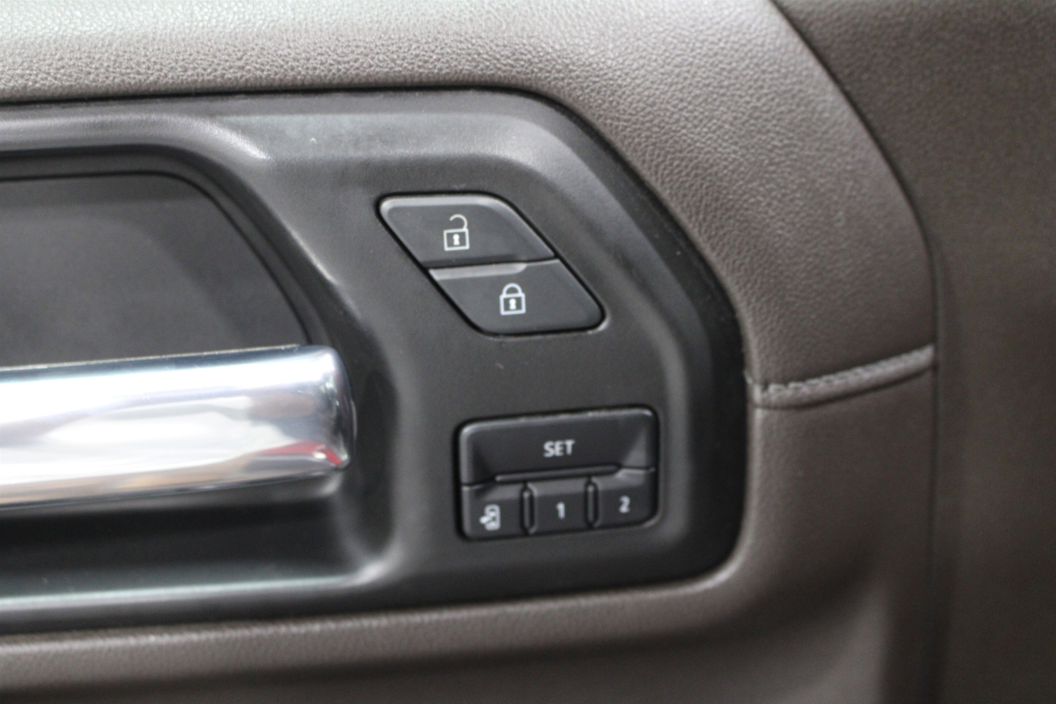 Used 2022 GMC Sierra 2500 Denali AWD/4WD image 7