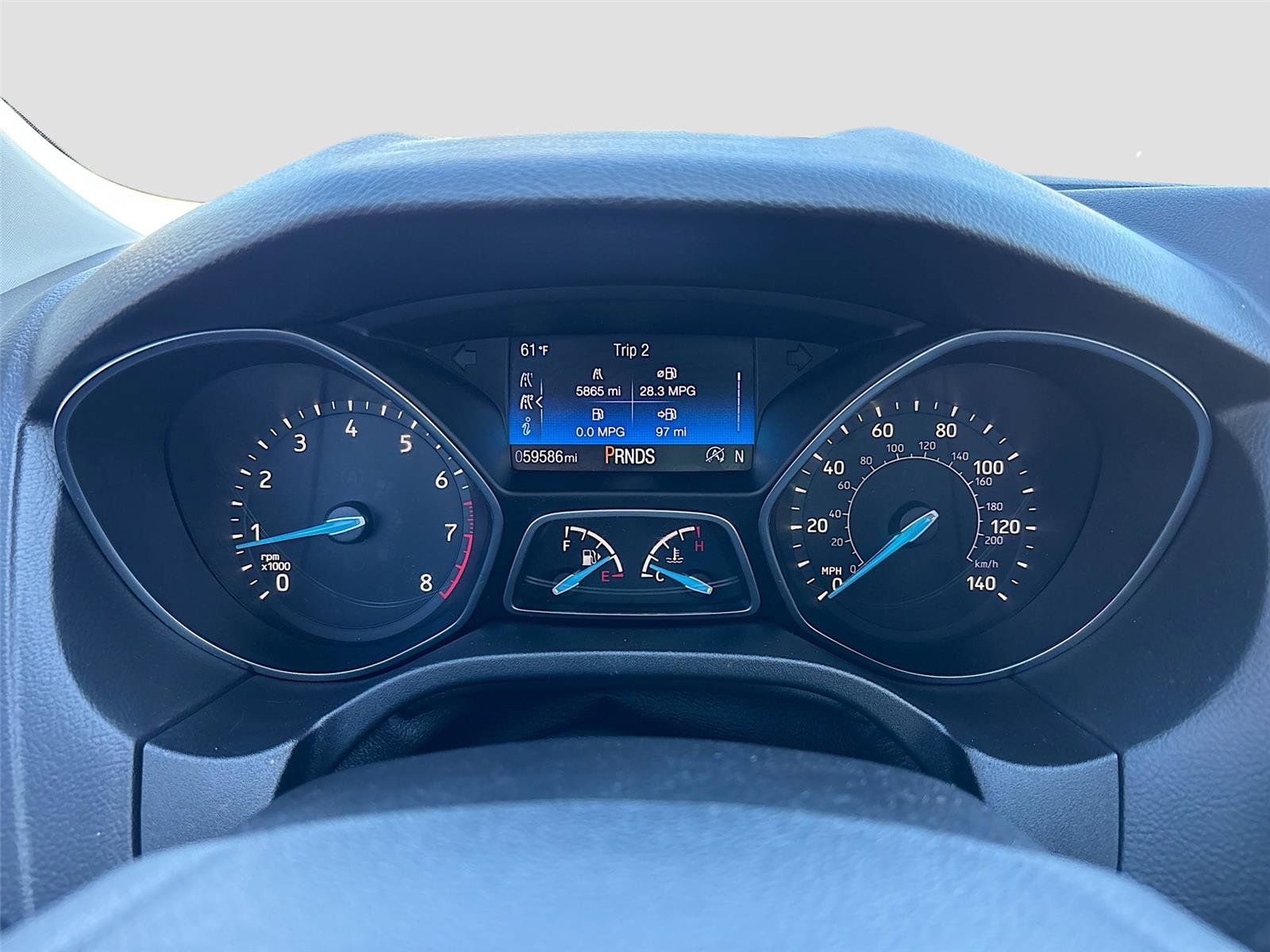 Used 2018 Ford Focus SE w/ SE Appearance Package image 14