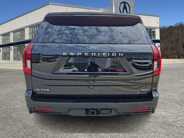 Used 2025 Ford Expedition Max Active AWD/4WD image 5