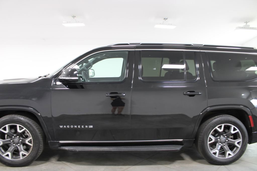 Used 2024 Jeep Wagoneer Series III image 6