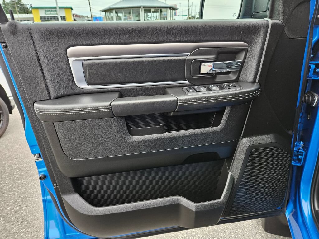 Used 2024 RAM 1500 Warlock AWD/4WD image 21