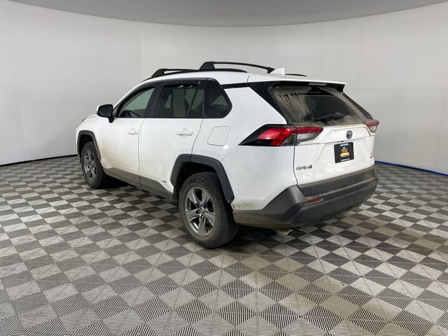 Used 2022 Toyota RAV4 LE AWD/4WD image 14