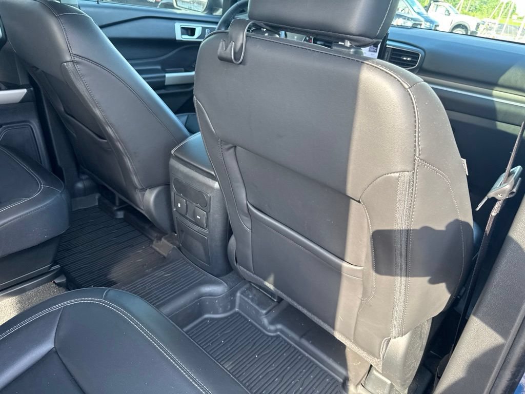 Used 2023 Ford Explorer XLT w/ Equipment Group 202A AWD/4WD image 41
