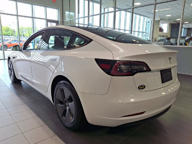 Used 2023 Tesla Model 3 Standard Range RWD image 4