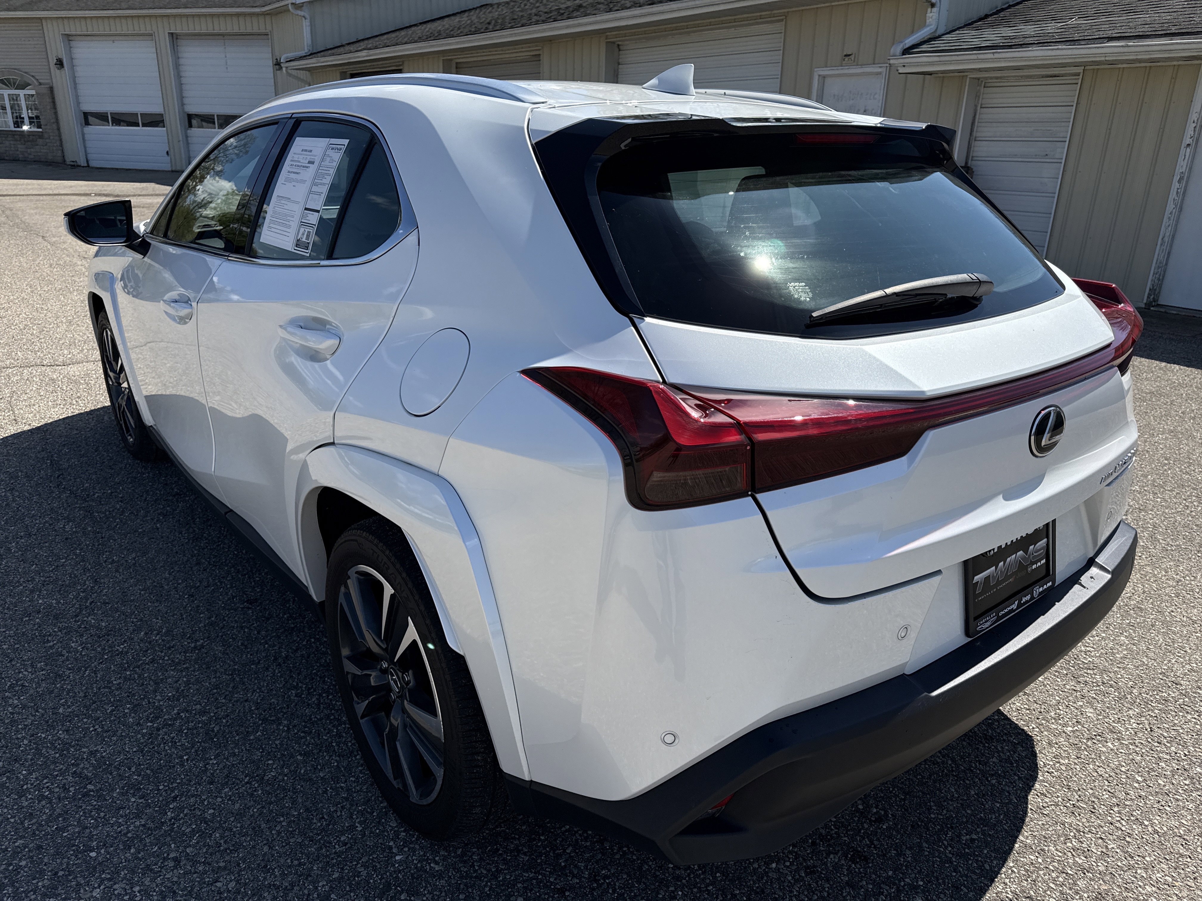 Used 2025 Lexus UX 300h AWD w/ Cold Area Package image 40