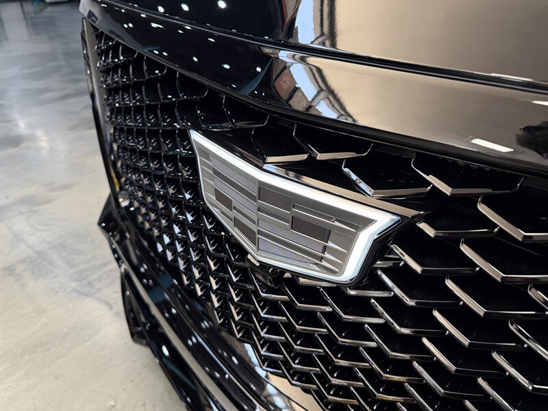 Used 2026 Cadillac Escalade V w/ LPO, ONYX Package AWD/4WD image 10