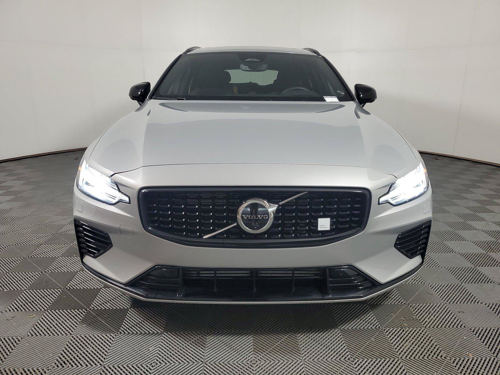 Certified 2024 Volvo V60 T8 Polestar AWD/4WD image 2