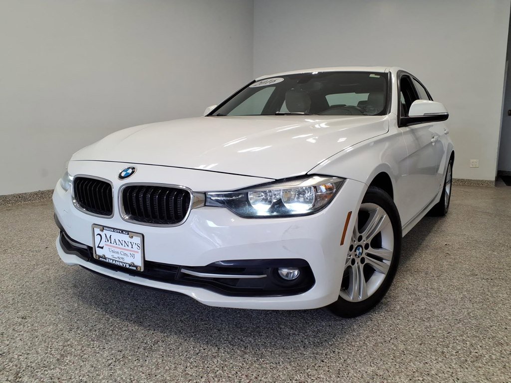 Used 2016 BMW 328i Sedan RWD image 1