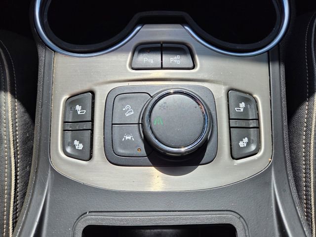 Used 2019 GMC Terrain Denali w/ Advanced Safety Package image 28