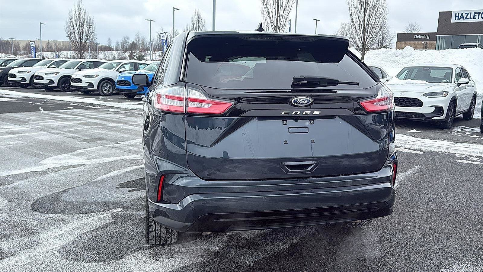 Used 2024 Ford Edge ST-Line w/ Cargo Accessory Package AWD/4WD image 9