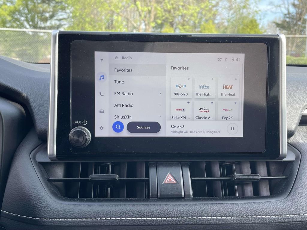 Used 2023 Toyota RAV4 LE FWD image 31