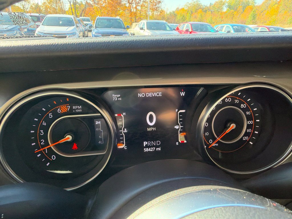 Used 2019 Jeep Wrangler Unlimited Sahara AWD/4WD image 9