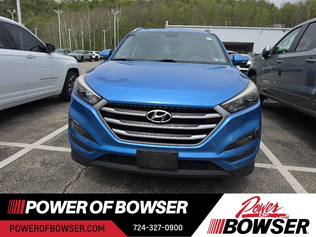 Used 2017 Hyundai Tucson SE Plus AWD/4WD image 2