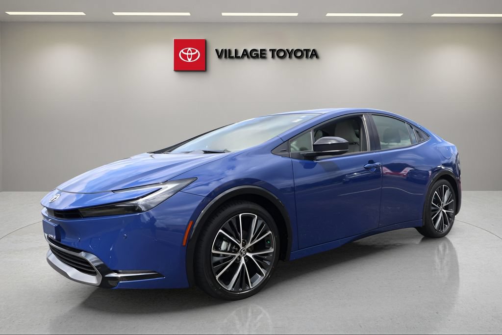 Certified 2026 Toyota Prius XLE FWD image 1