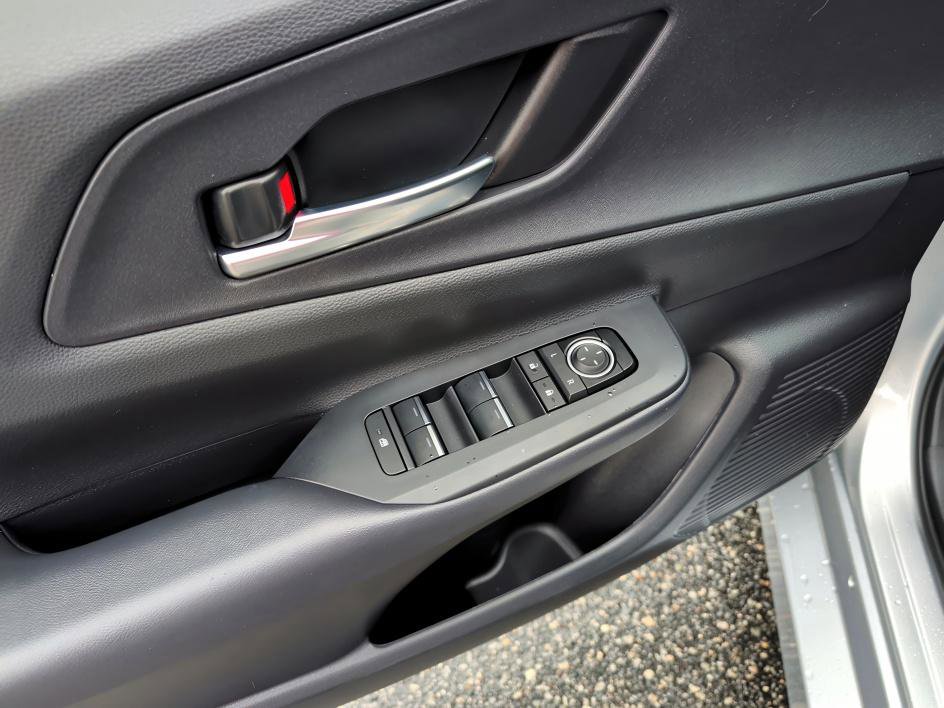 Used 2026 Toyota Prius Plug-In Hybrid image 17