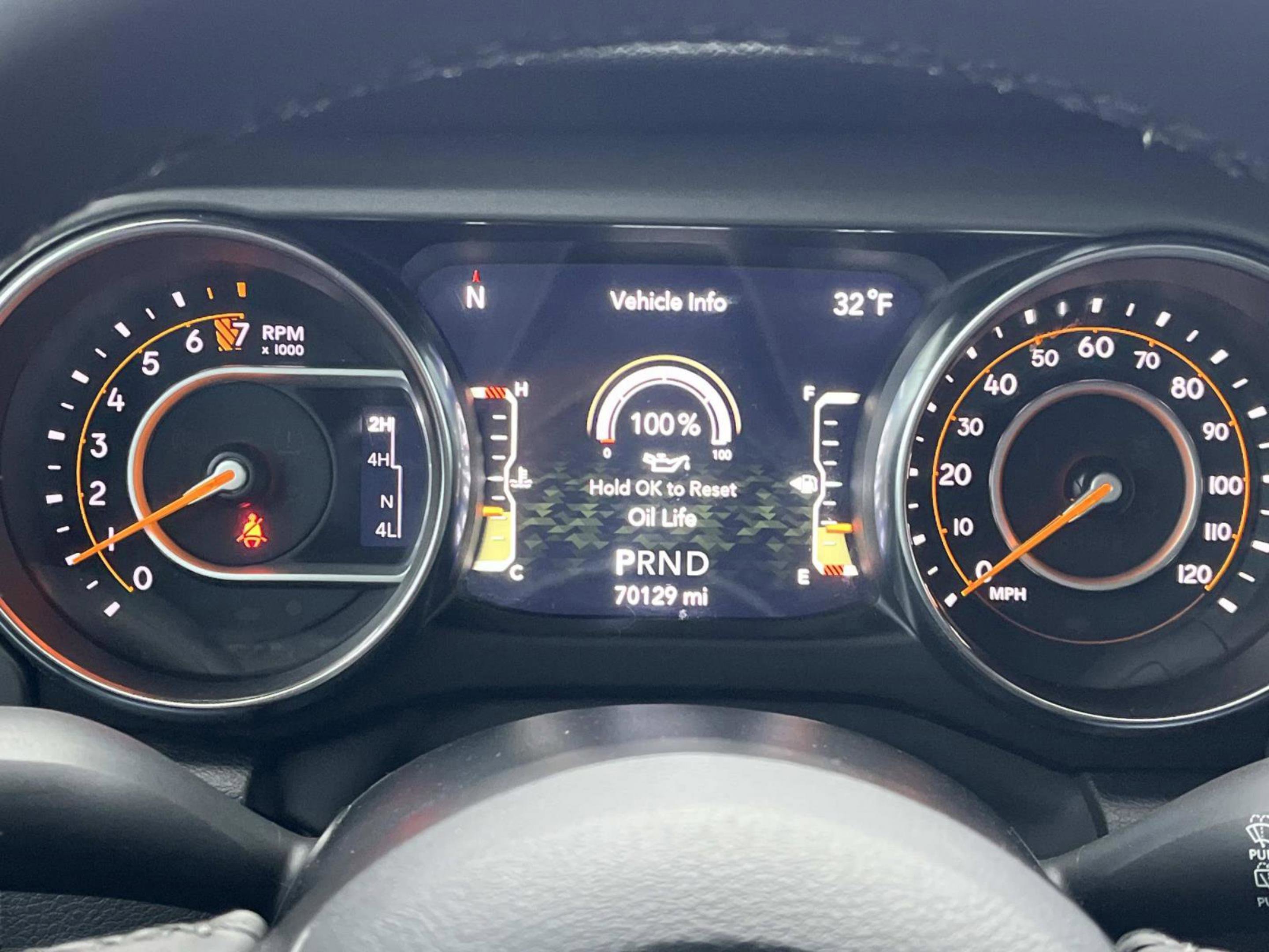 Used 2022 Jeep Wrangler Unlimited Sport w/ Sun And Sound Package image 40