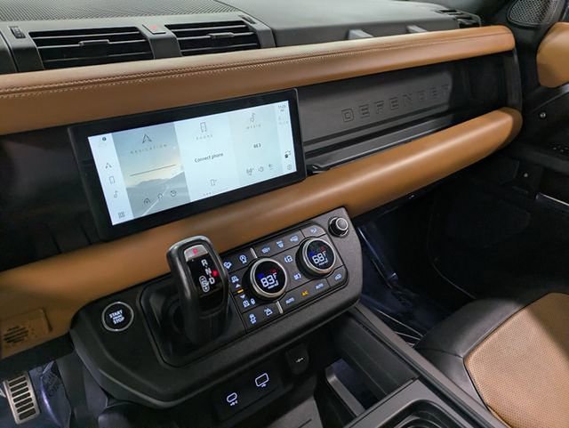 Used 2020 Land Rover Defender 110 X image 11