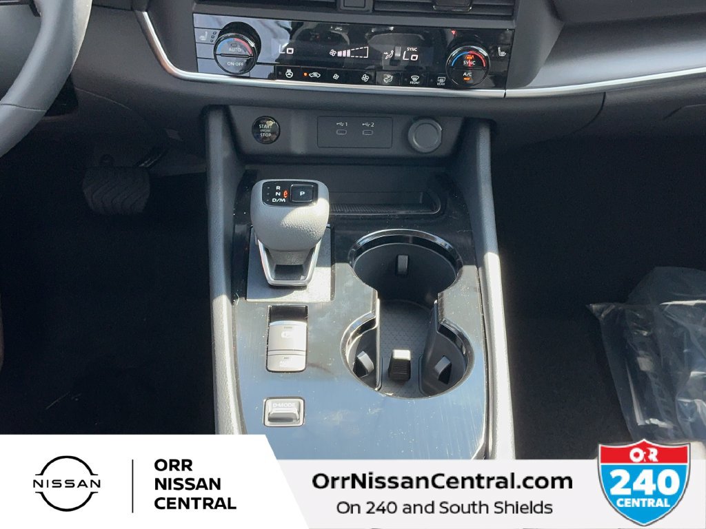 New 2027 Nissan Rogue Dark Armor FWD image 25