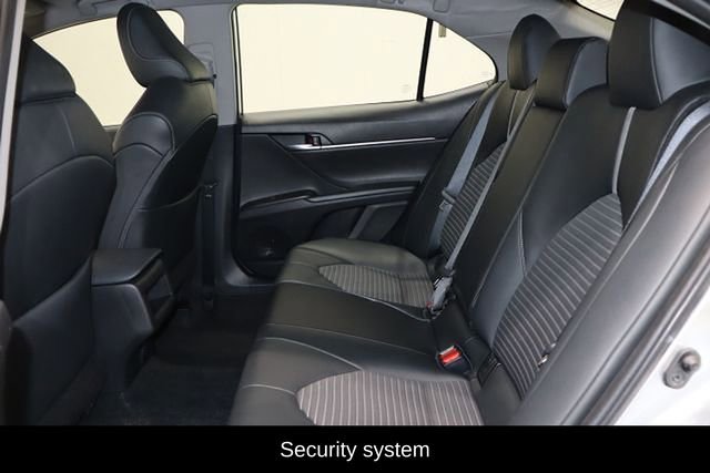 Used 2022 Toyota Camry SE image 10