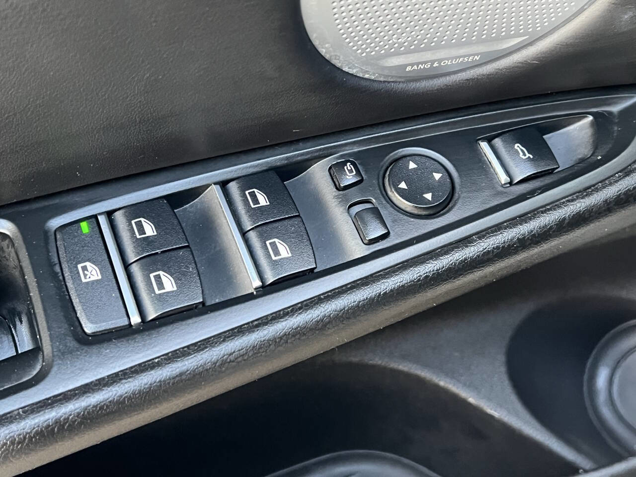 Used 2016 BMW X5 M image 25