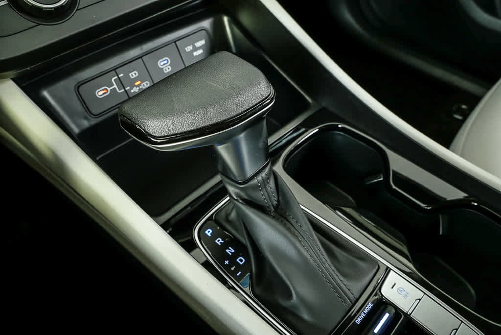 New 2026 Hyundai Tucson SE image 17