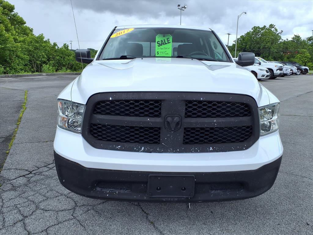 Used 2017 RAM 1500 Classic SLT AWD/4WD image 8