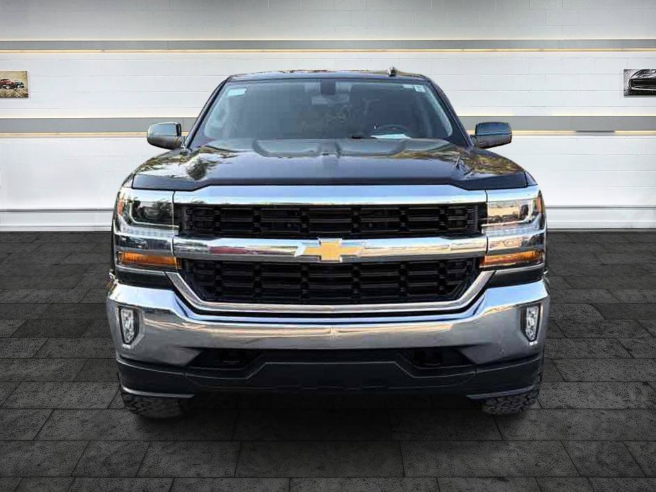 Used 2017 Chevrolet Silverado 1500 LT w/ LT Eassist Package AWD/4WD image 2