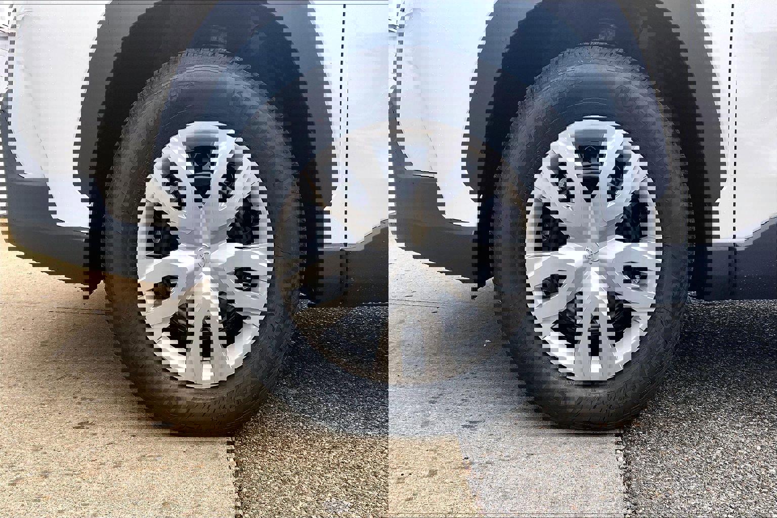 New 2026 Toyota Corolla Cross L image 15