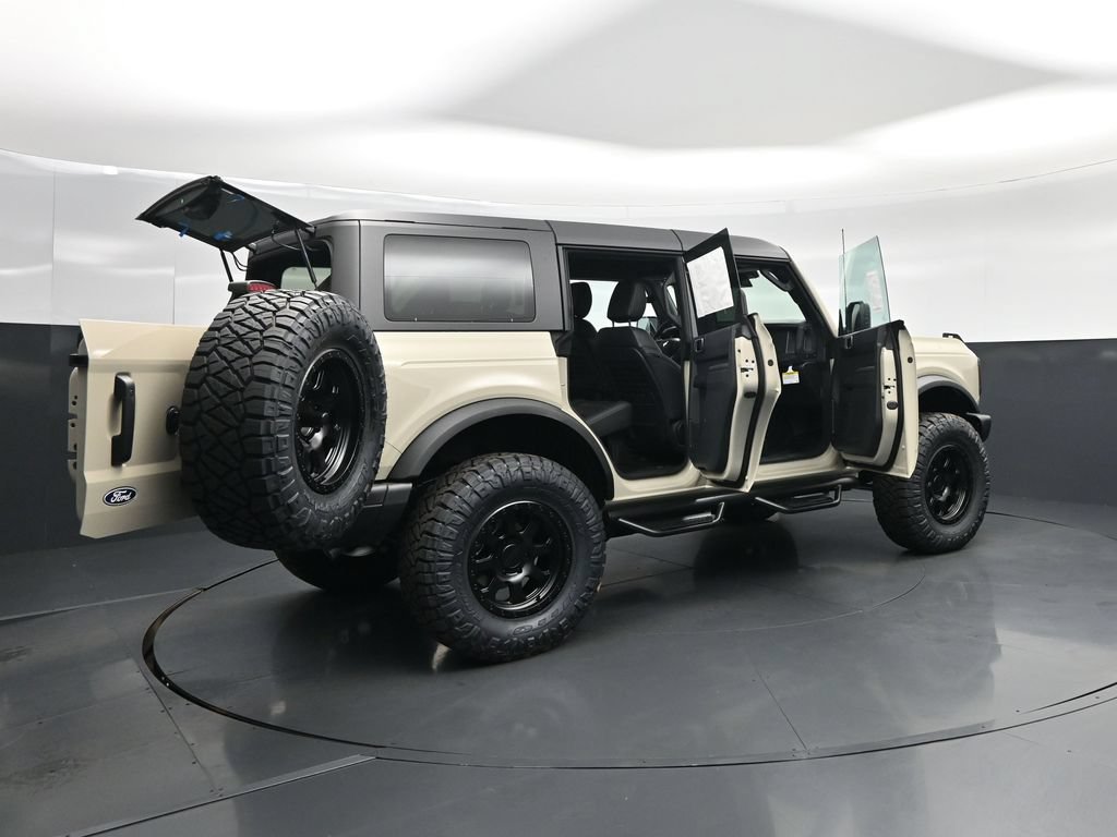 New 2026 Ford Bronco Big Bend w/ Black Diamond Package AWD/4WD image 5