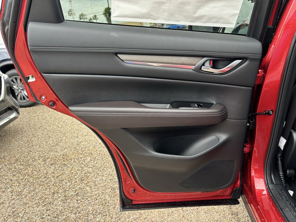 New 2025 MAZDA CX-5 Signature image 17