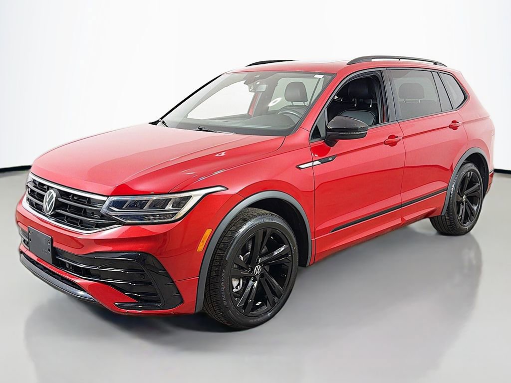 Used 2024 Volkswagen Tiguan SE R-Line image 9