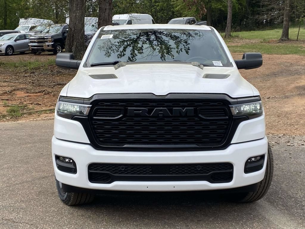 New 2026 RAM 1500 Express AWD/4WD image 32