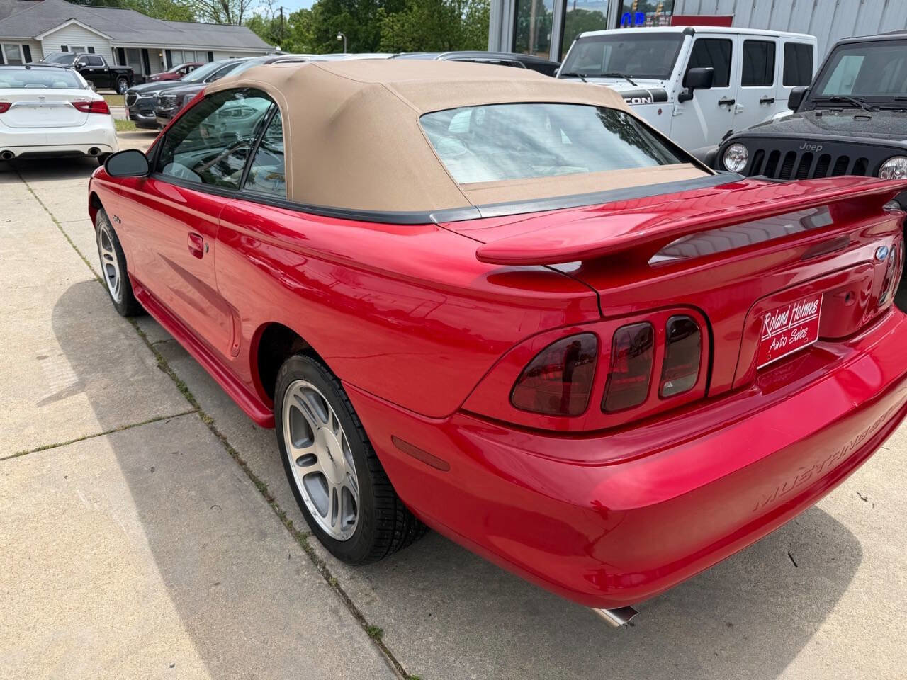 Used 1997 Ford Mustang GT RWD image 7