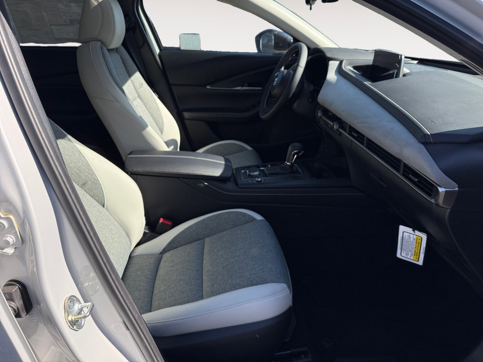 New 2026 MAZDA CX-30 Aire Edition AWD/4WD image 19