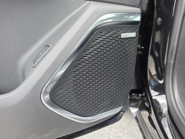 New 2026 Chevrolet Traverse RS w/ LPO, Floor Liner Package FWD image 23