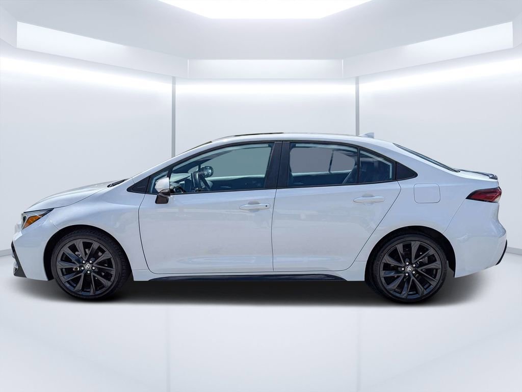 Used 2024 Toyota Corolla XSE FWD image 6