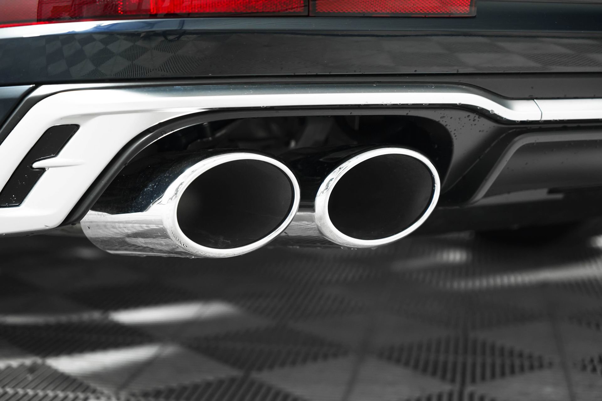 New 2025 Audi S8 image 13