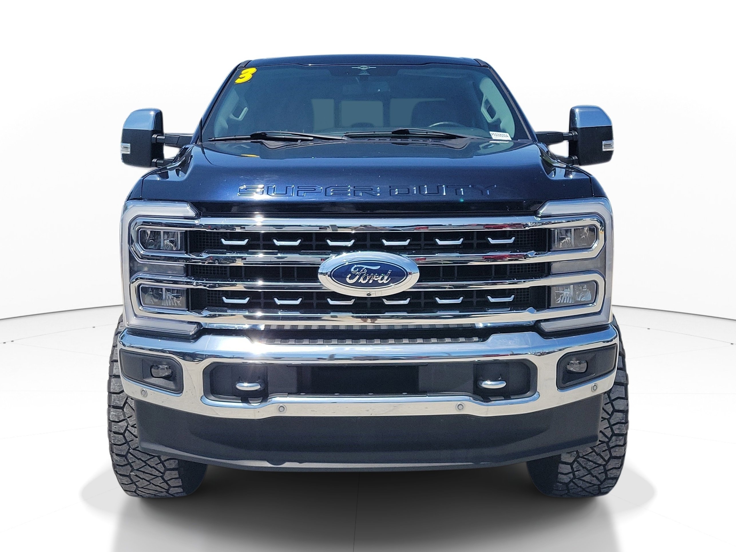 Used 2023 Ford F250 Lariat w/ Lariat Ultimate Package AWD/4WD image 2