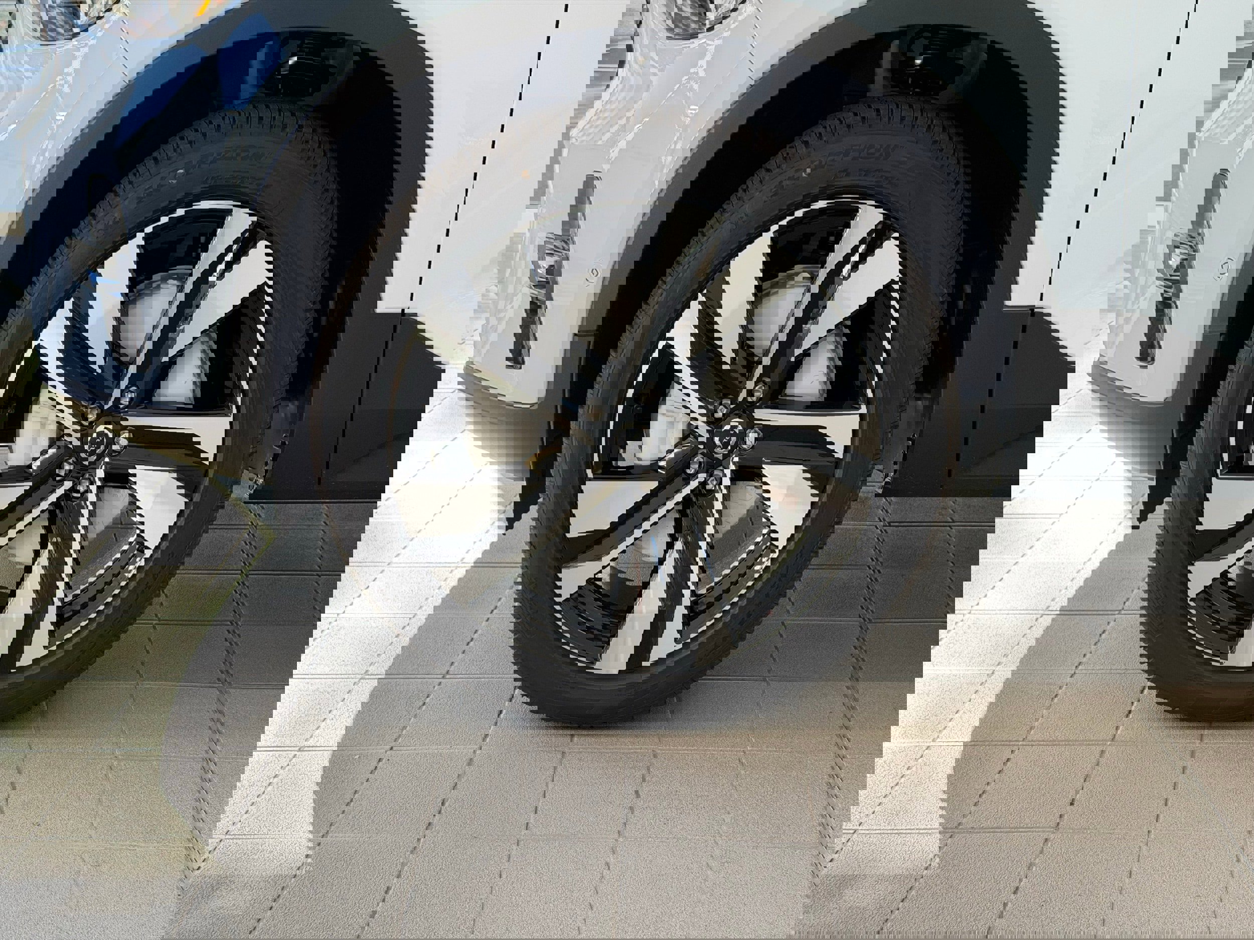 New 2026 Volvo XC40 B5 Ultra w/ Protection Package Premier image 8