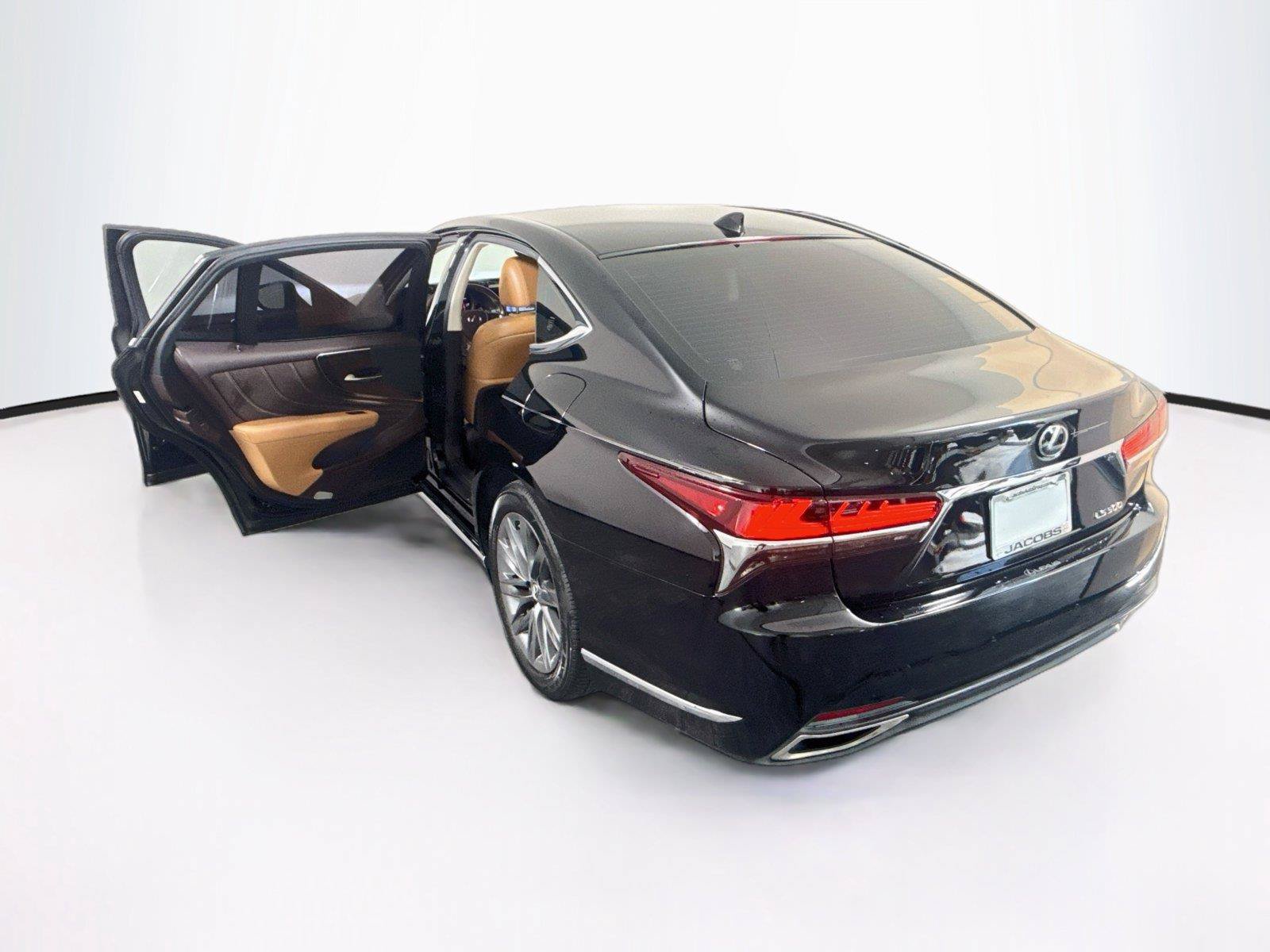 Used 2018 Lexus LS 500 w/ Accessory Package (Z2) RWD image 42