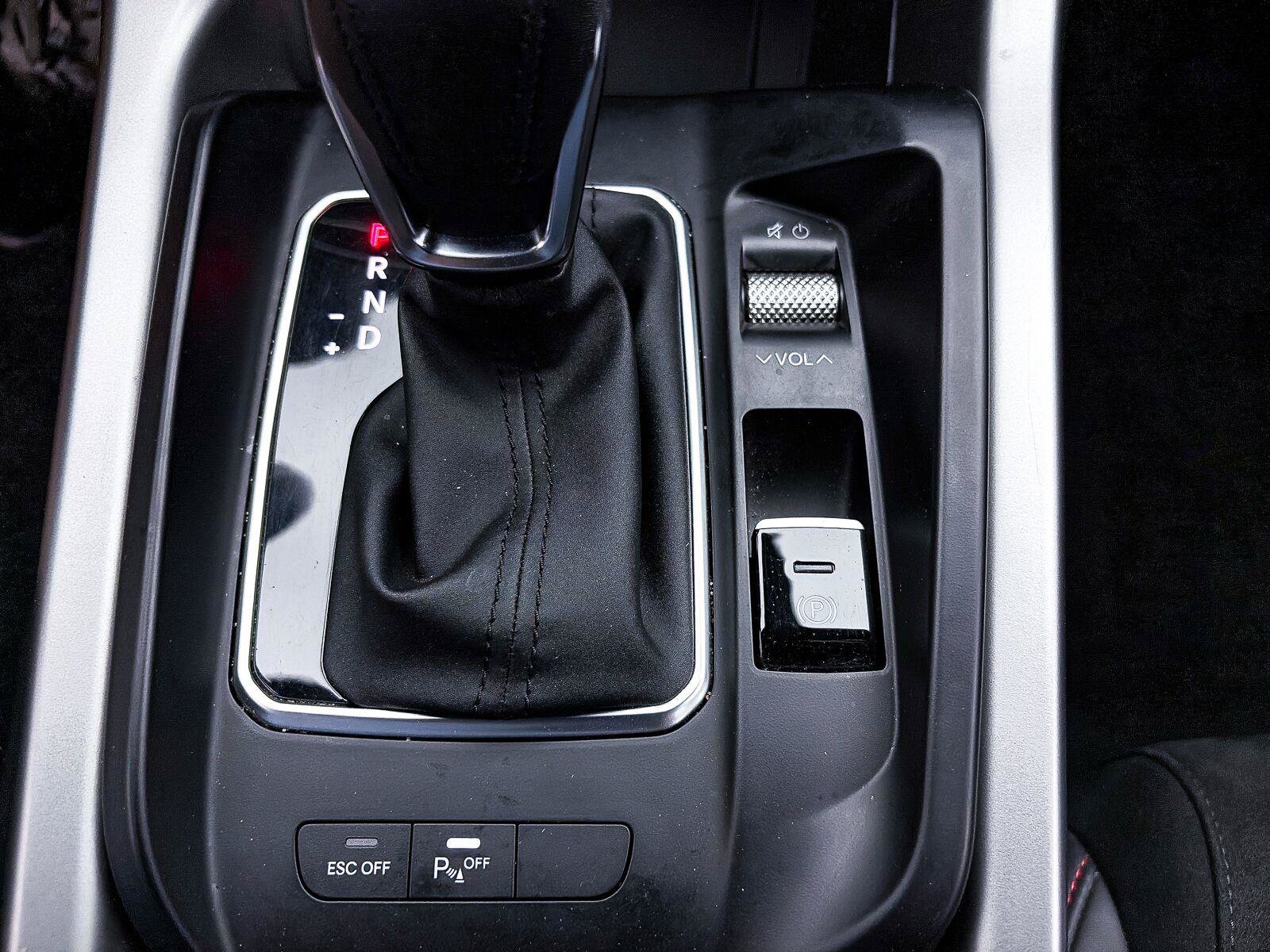 Used 2023 Dodge Hornet GT w/ Cold Weather Group AWD/4WD image 25