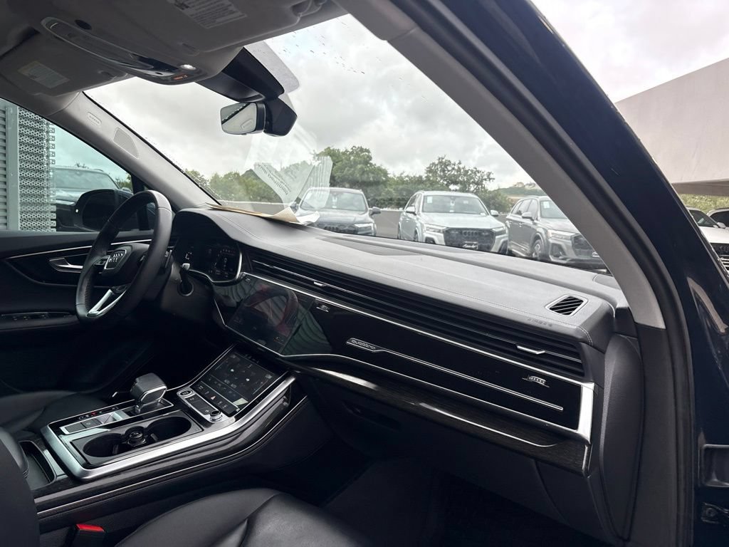 Used 2023 Audi Q7 3.0T Premium Plus AWD/4WD image 15