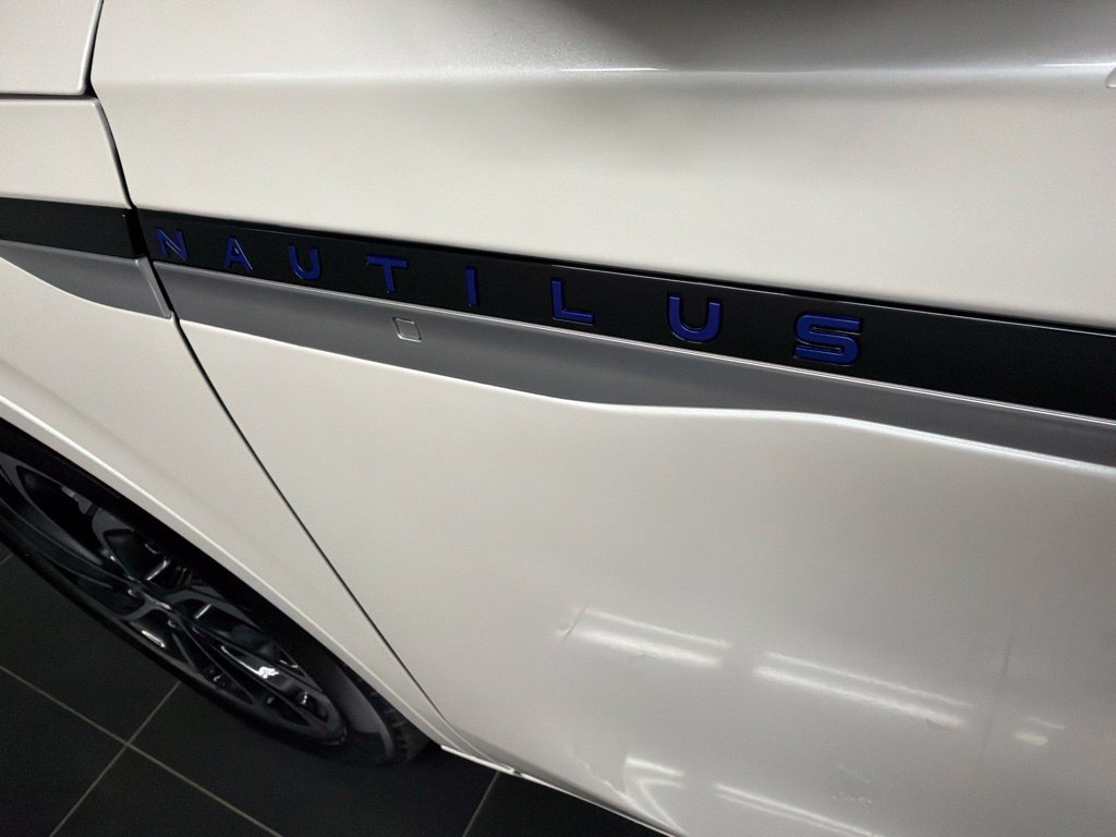 New 2026 Lincoln Nautilus Reserve AWD/4WD image 42
