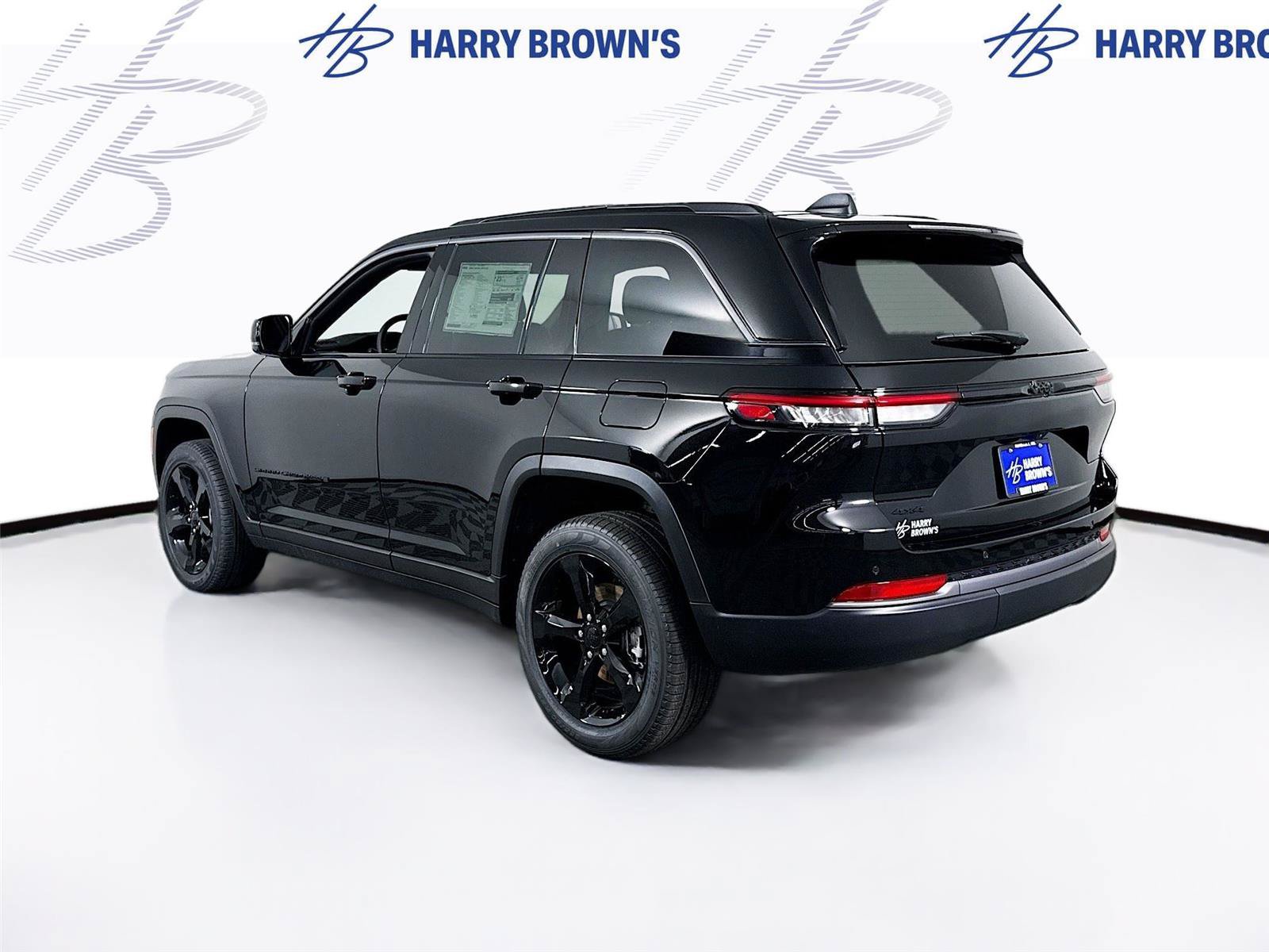 New 2026 Jeep Grand Cherokee Limited w/ Limited Altitude Package AWD/4WD image 30