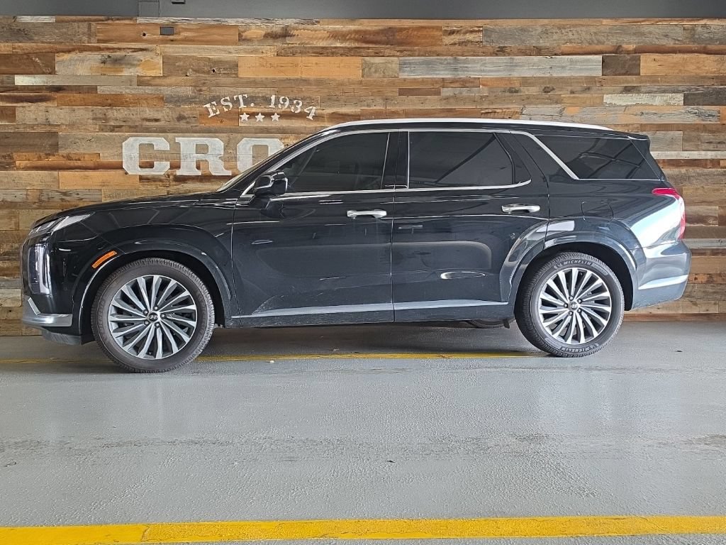 Used 2023 Hyundai Palisade Calligraphy FWD image 16