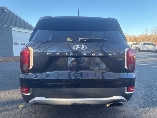 Used 2022 Hyundai Palisade SEL w/ Convenience Package image 3