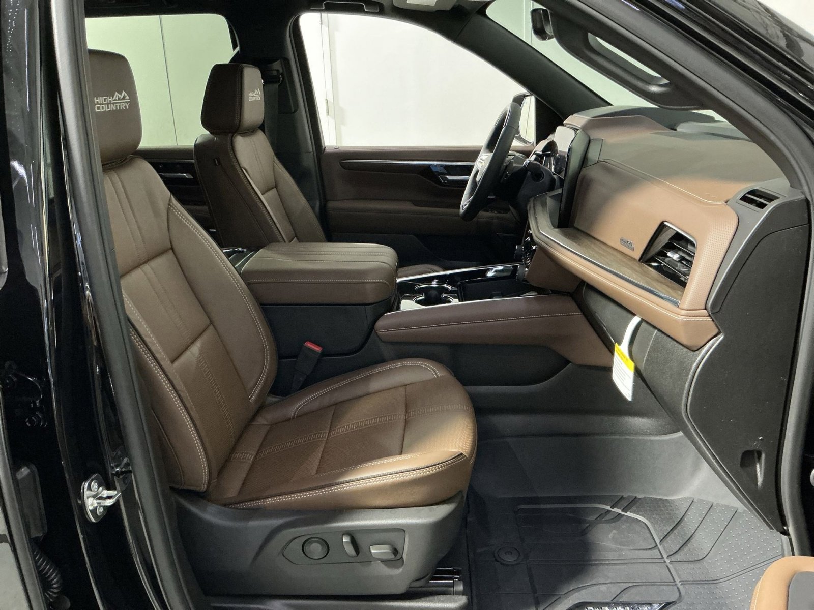 New 2026 Chevrolet Tahoe High Country w/ Sun And Tow Package image 36