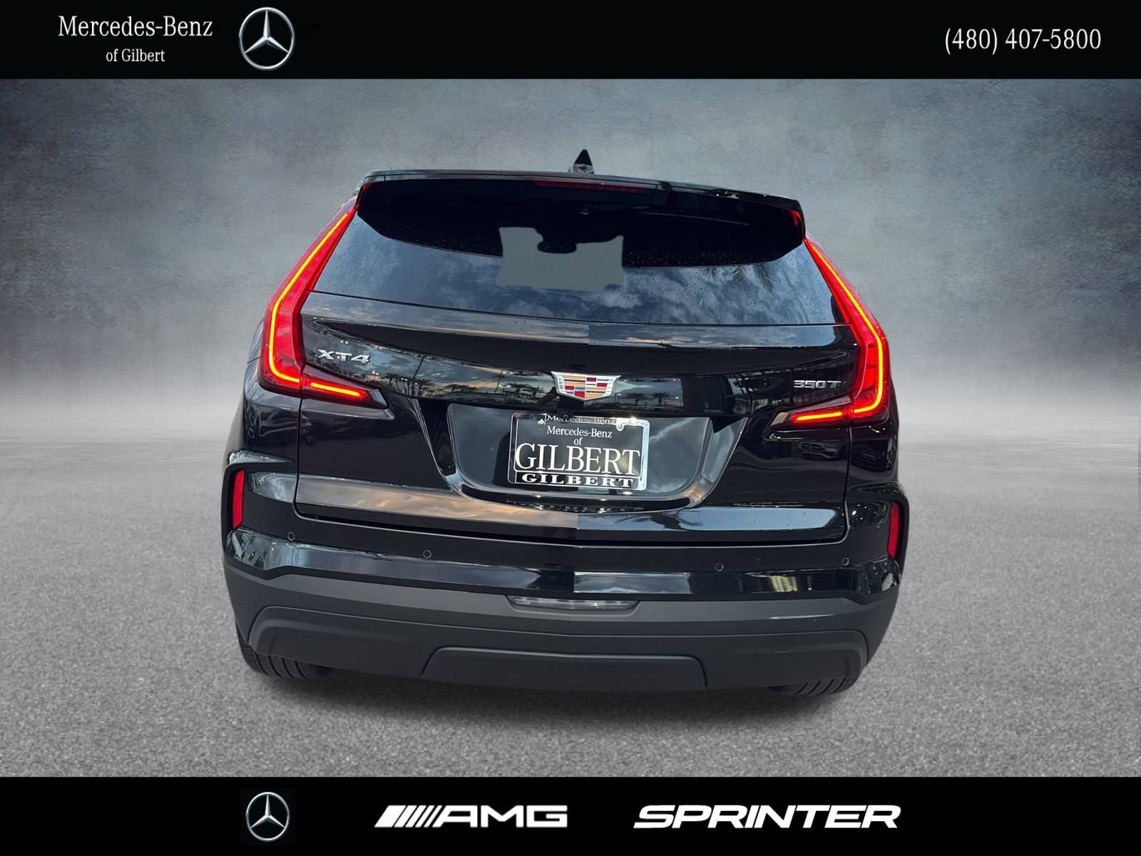 Used 2024 Cadillac XT4 Luxury w/ Cold Weather Package image 4